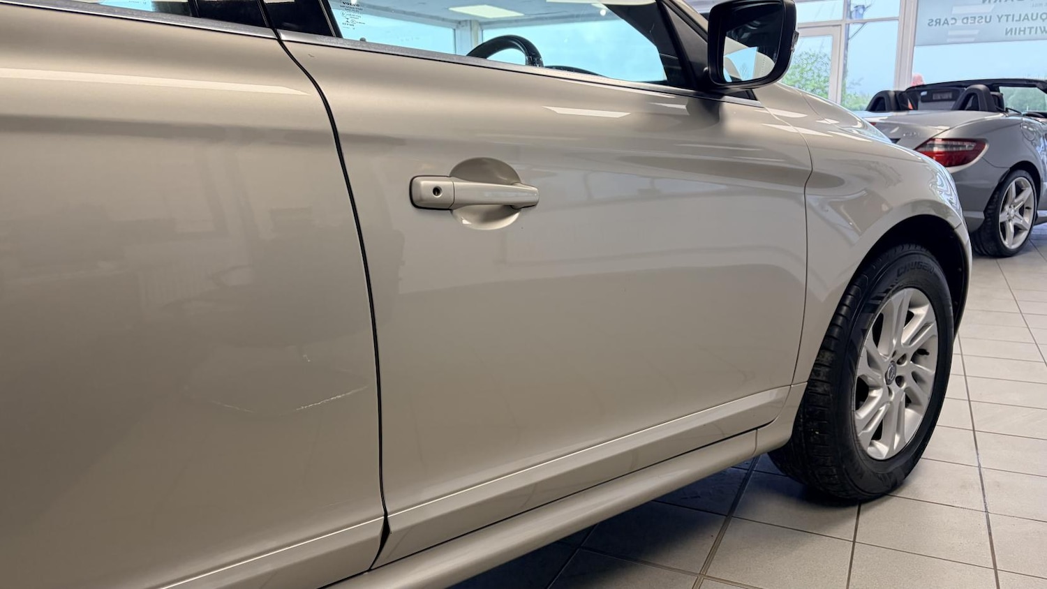 Used Volvo XC60 2017 for sale - 78106242: Photo 8