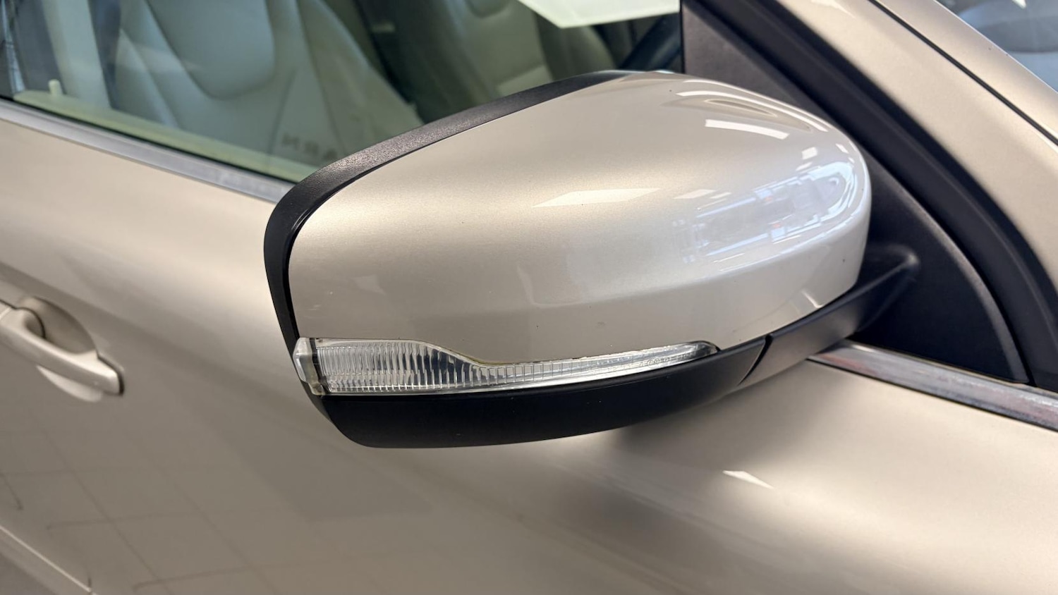 Used Volvo XC60 2017 for sale - 78106242: Photo 9