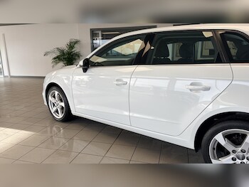 Used Audi A3 2016 for sale - 77613142: Photo