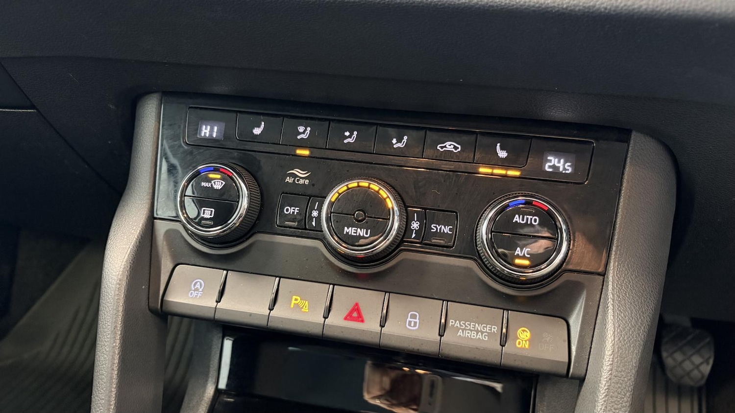 Used Skoda Karoq 2022 for sale - 77613149: Photo 43