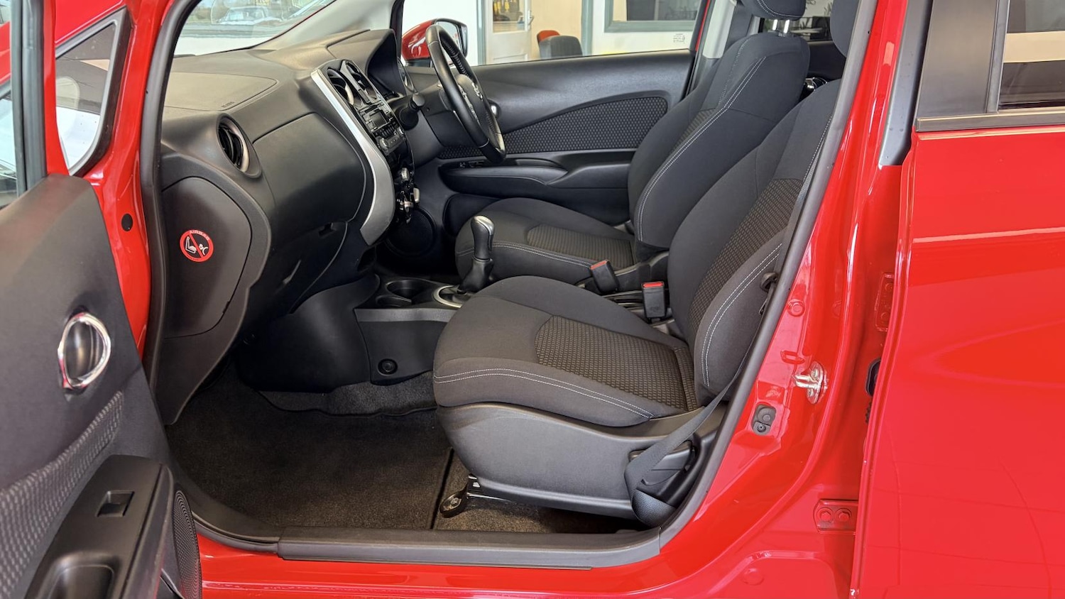 Used Nissan Note 2016 for sale - 77903517: Photo 25