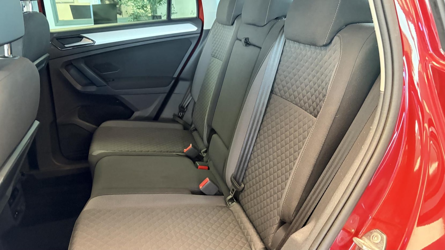 Used Volkswagen Tiguan 2018 for sale - 77613143: Photo 23