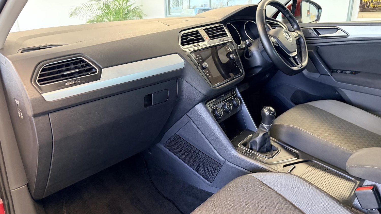 Used Volkswagen Tiguan 2018 for sale - 77613143: Photo 26