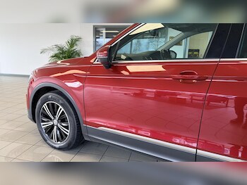 Used Volkswagen Tiguan 2018 for sale - 77613143: Photo