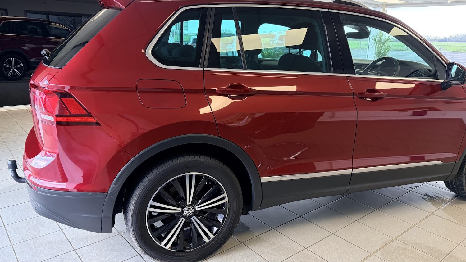 Used Volkswagen Tiguan 2018 for sale - 77613143: Photo 7
