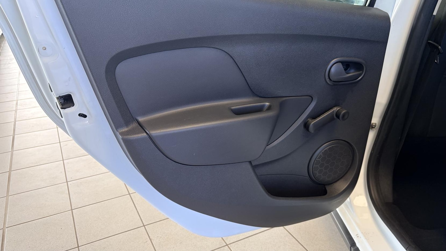 Used Dacia Sandero Stepway 2015 for sale - 78025648: Photo 23