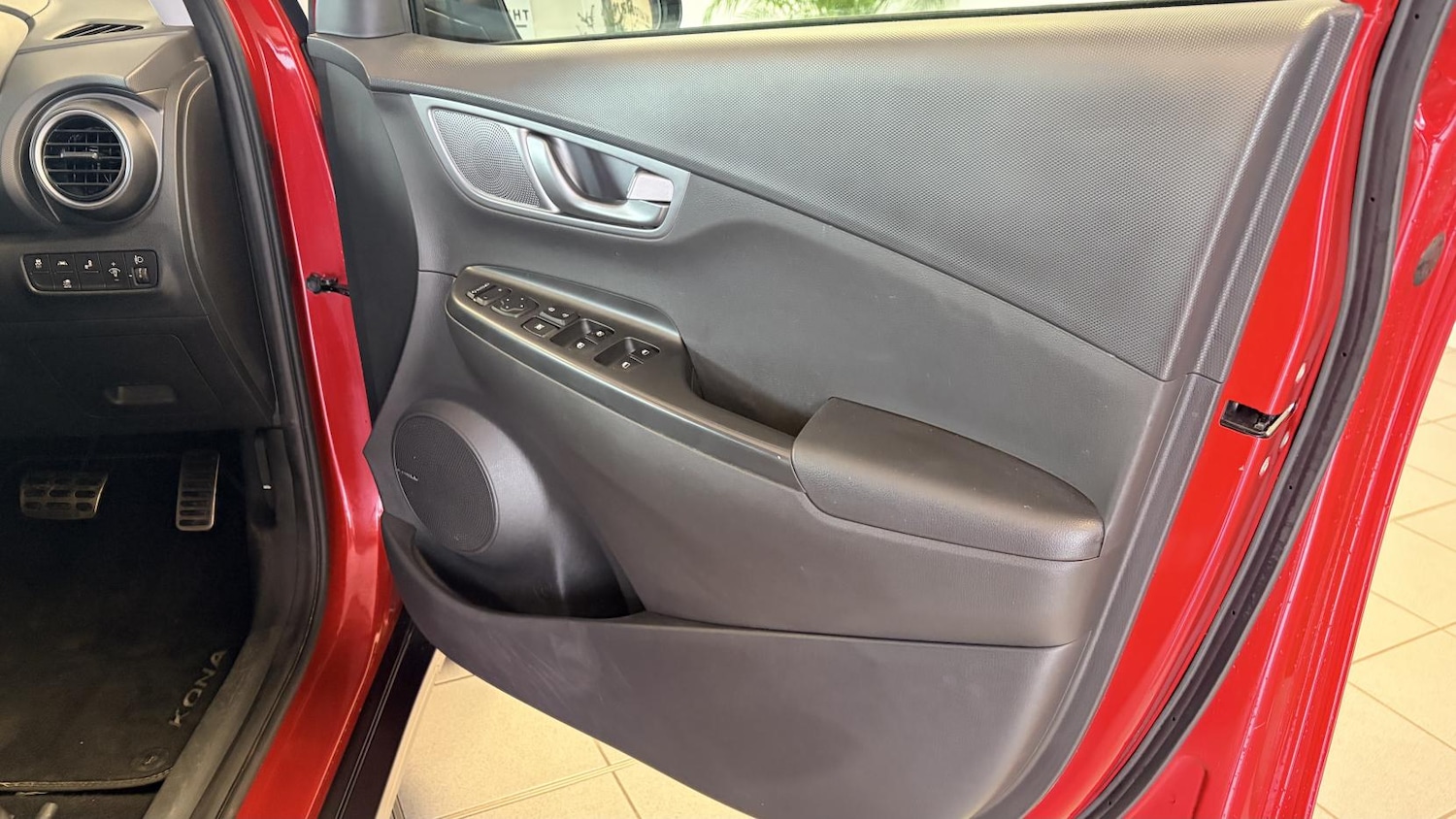 Used Hyundai KONA 2020 for sale - 77613147: Photo 15