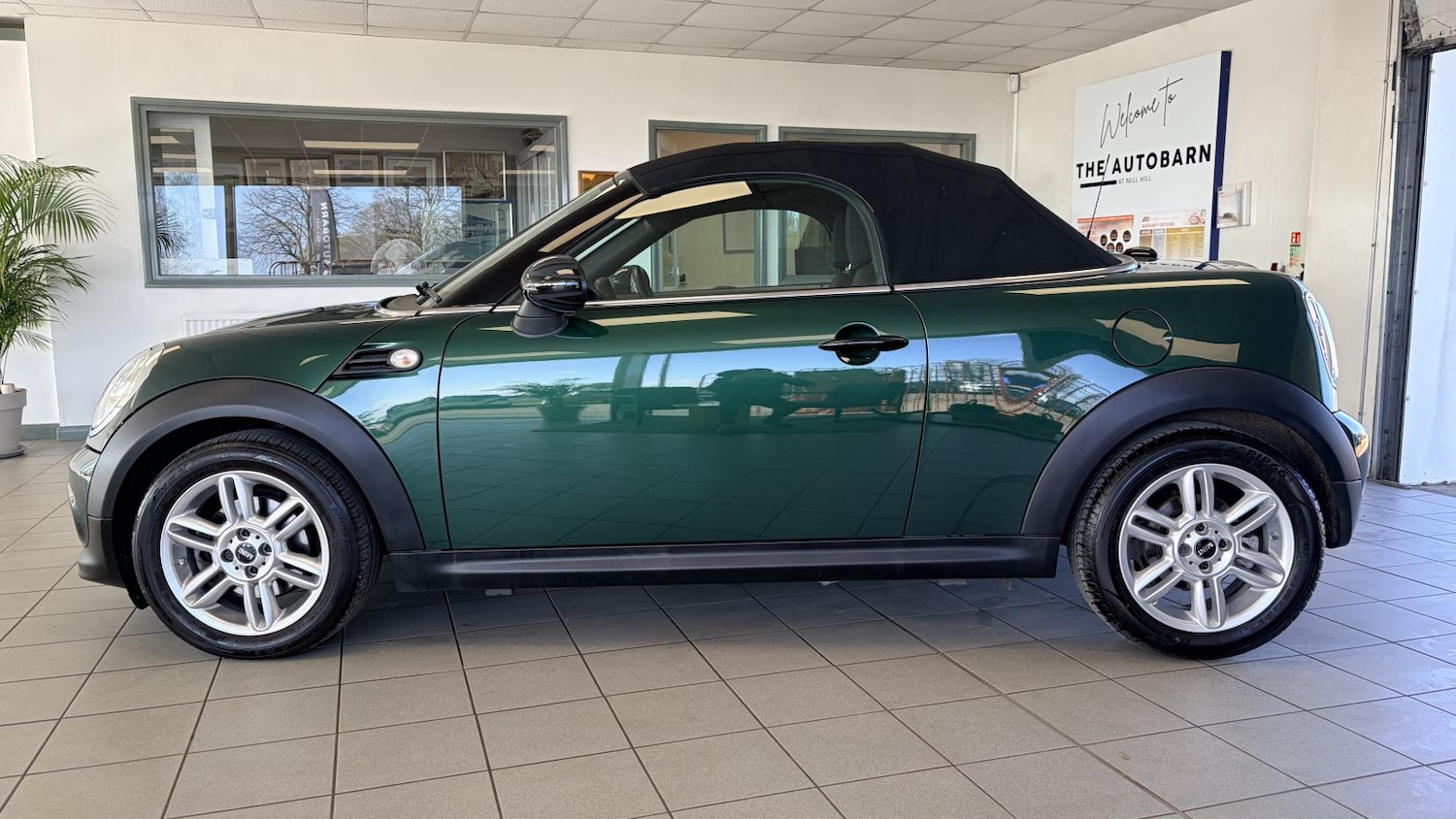 Used MINI Roadster 2014 for sale - 78053253: Photo 16