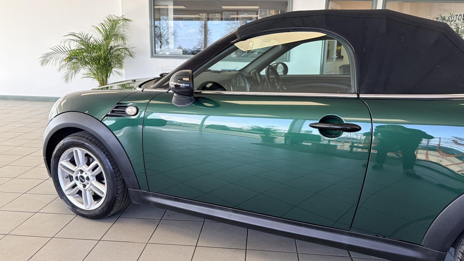 Used MINI Roadster 2014 for sale - 78053253: Photo 17