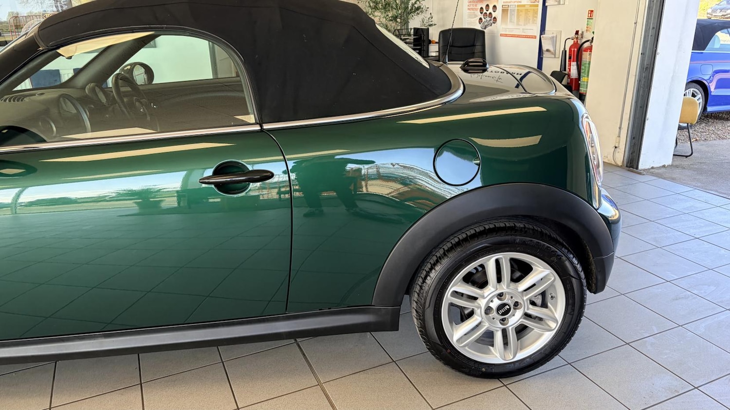 Used MINI Roadster 2014 for sale - 78053253: Photo 18