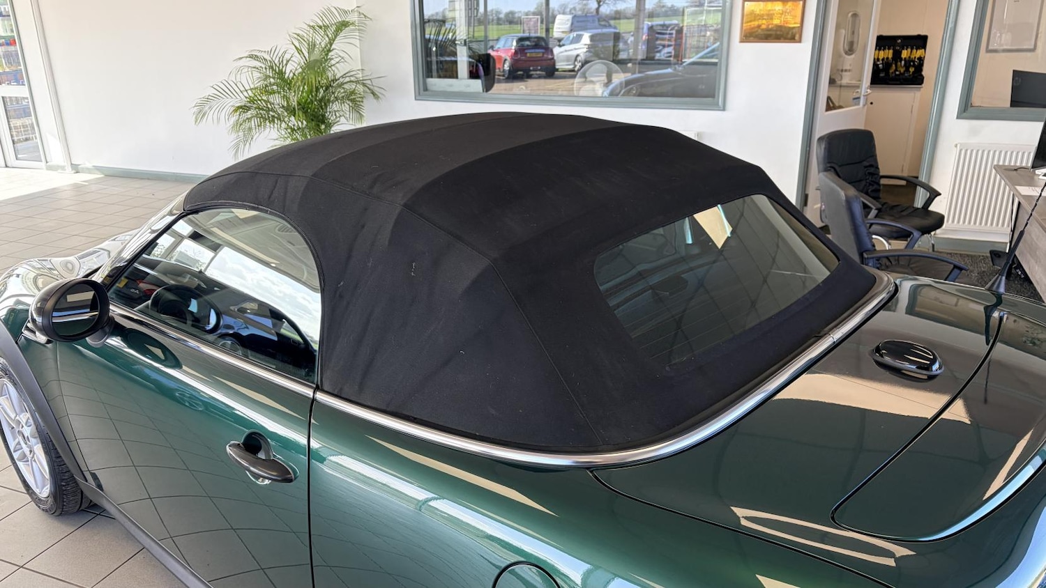 Used MINI Roadster 2014 for sale - 78053253: Photo 19