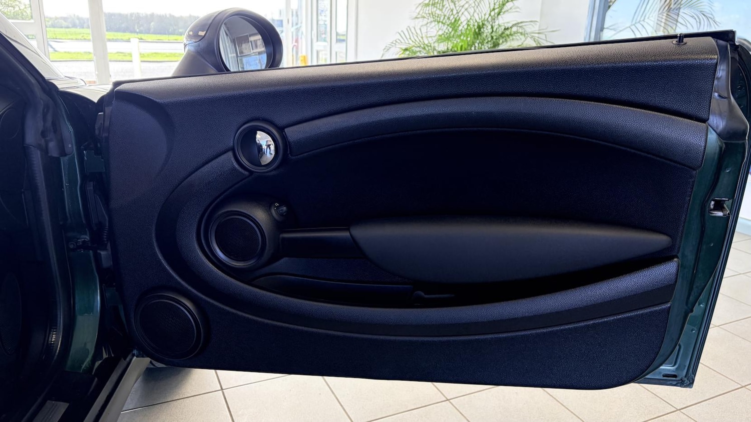 Used MINI Roadster 2014 for sale - 78053253: Photo 23