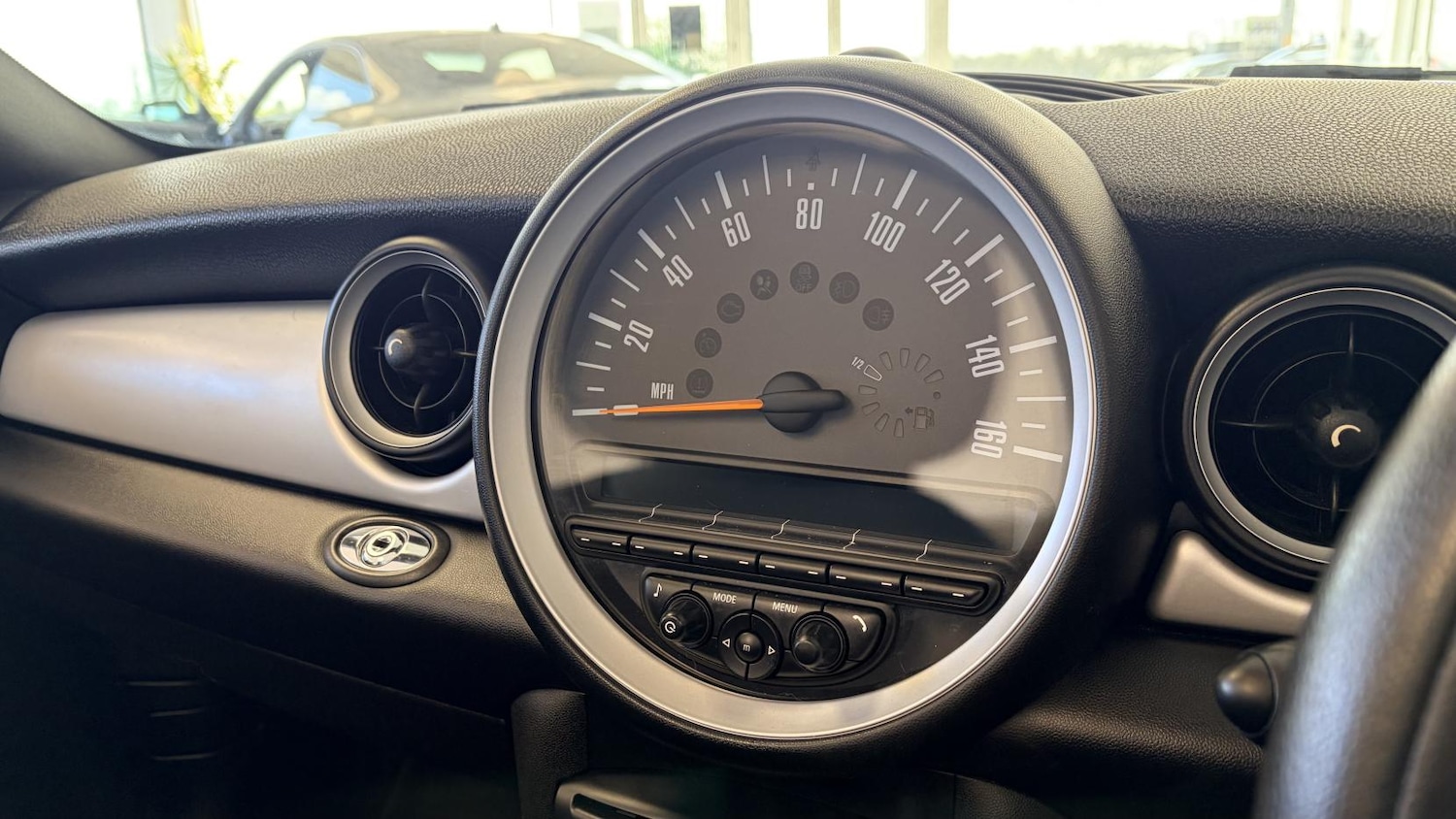 Used MINI Roadster 2014 for sale - 78053253: Photo 30