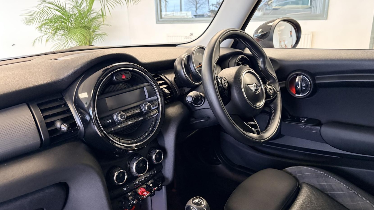 Used MINI Hatch 2014 for sale - 77613135: Photo 25