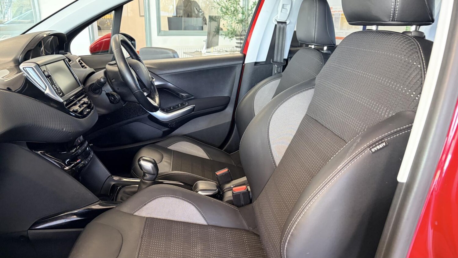 Used Peugeot 2008 2017 for sale - 78162530: Photo 22