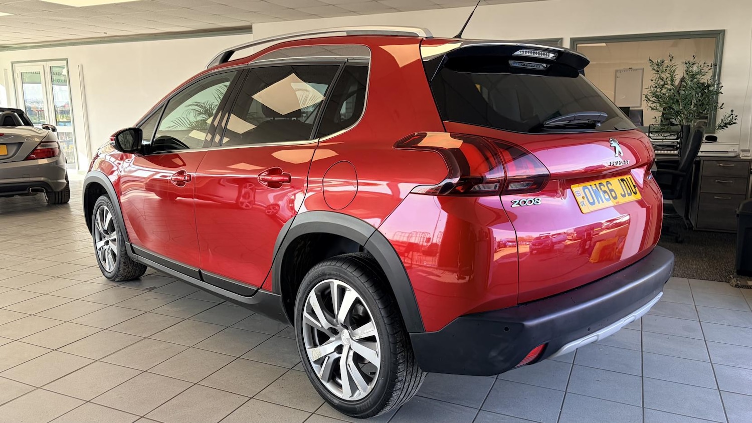 Used Peugeot 2008 2017 for sale - 78162530: Photo 4