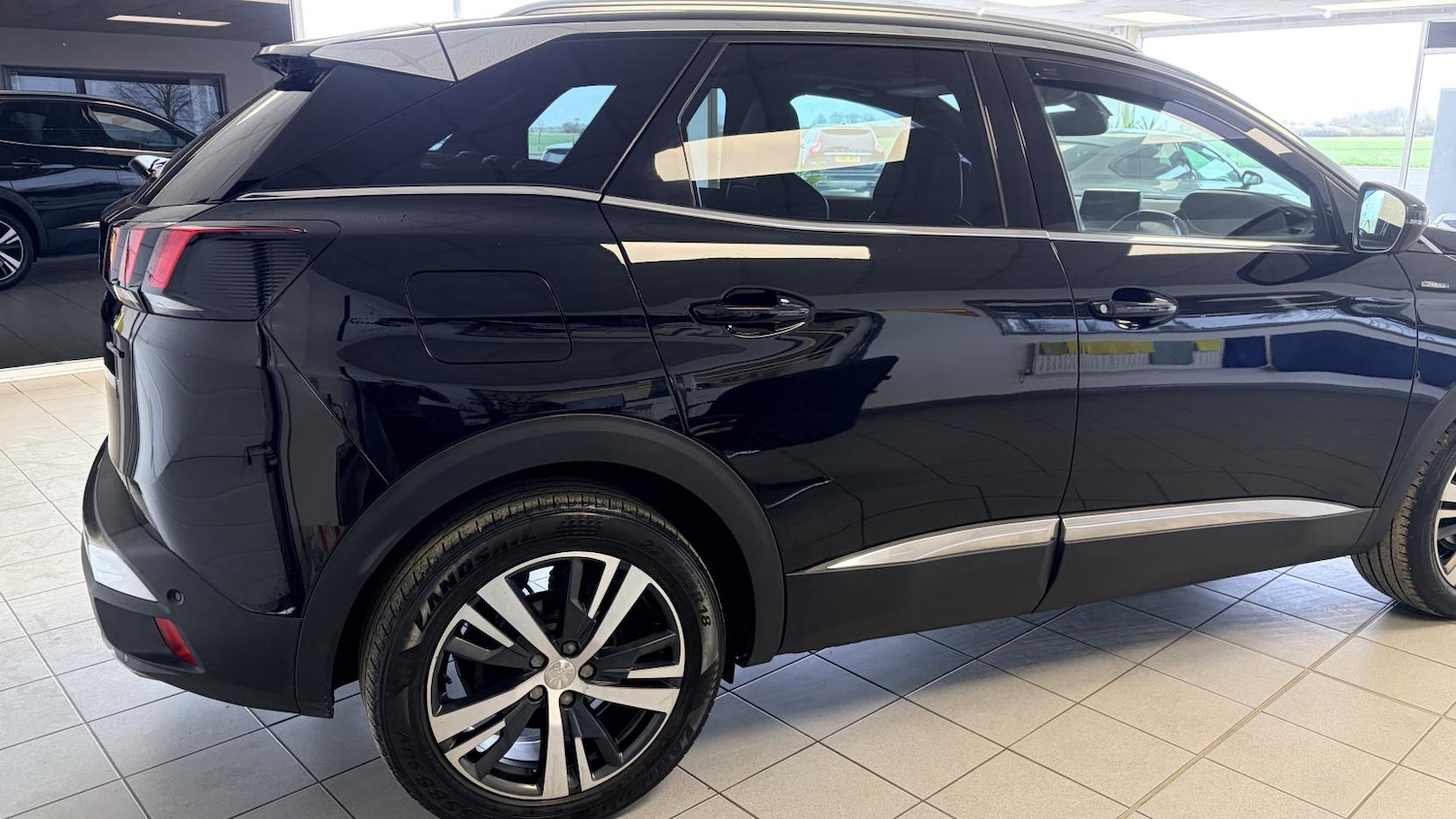 Used Peugeot 3008 2017 for sale - 77903512: Photo 11