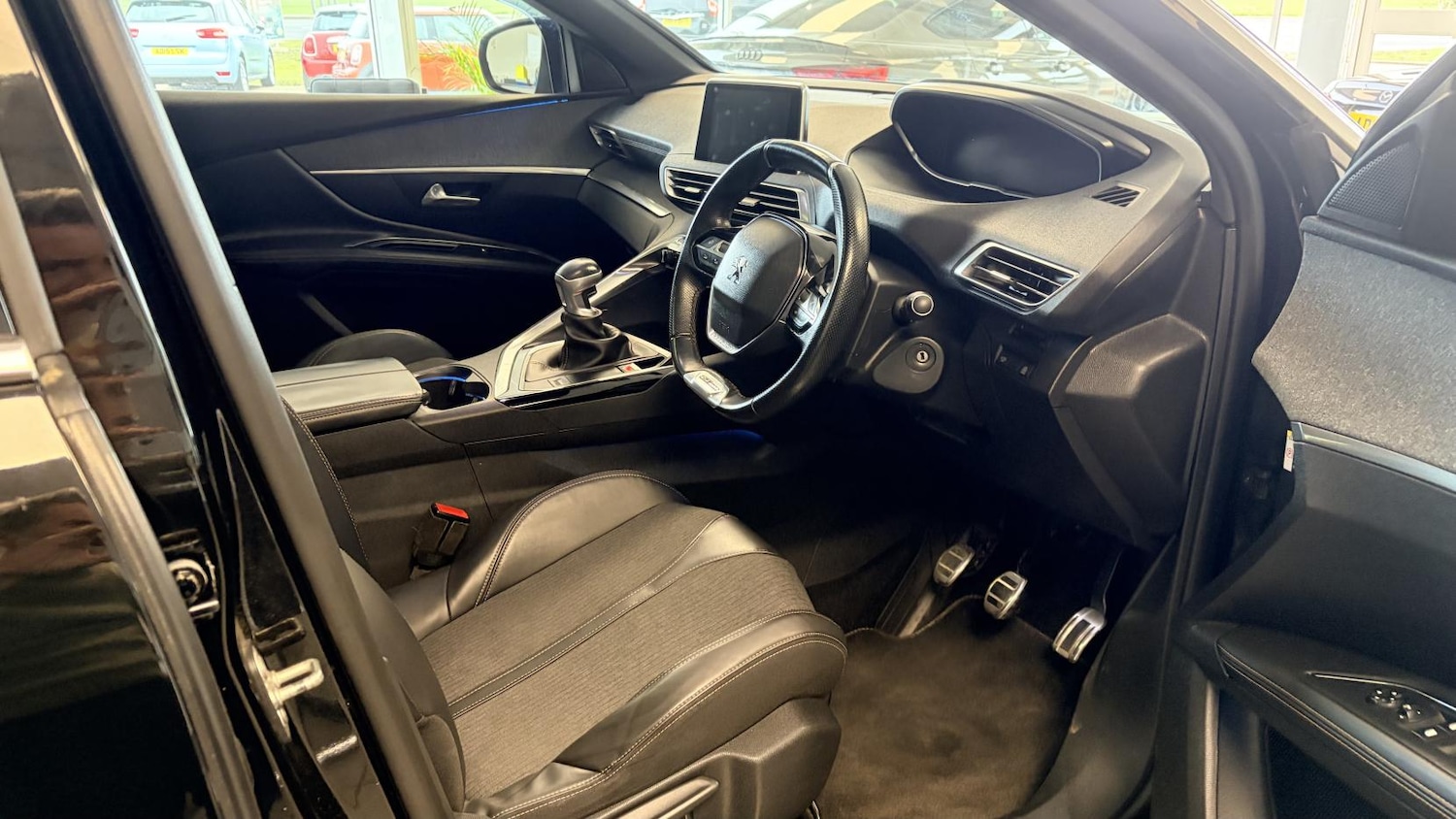 Used Peugeot 3008 2017 for sale - 77903512: Photo 12