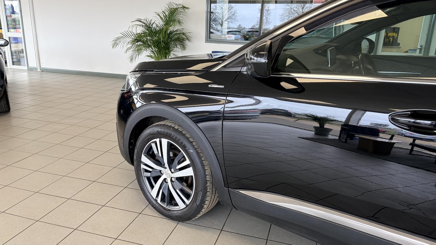 Used Peugeot 3008 2017 for sale - 77903512: Photo 4