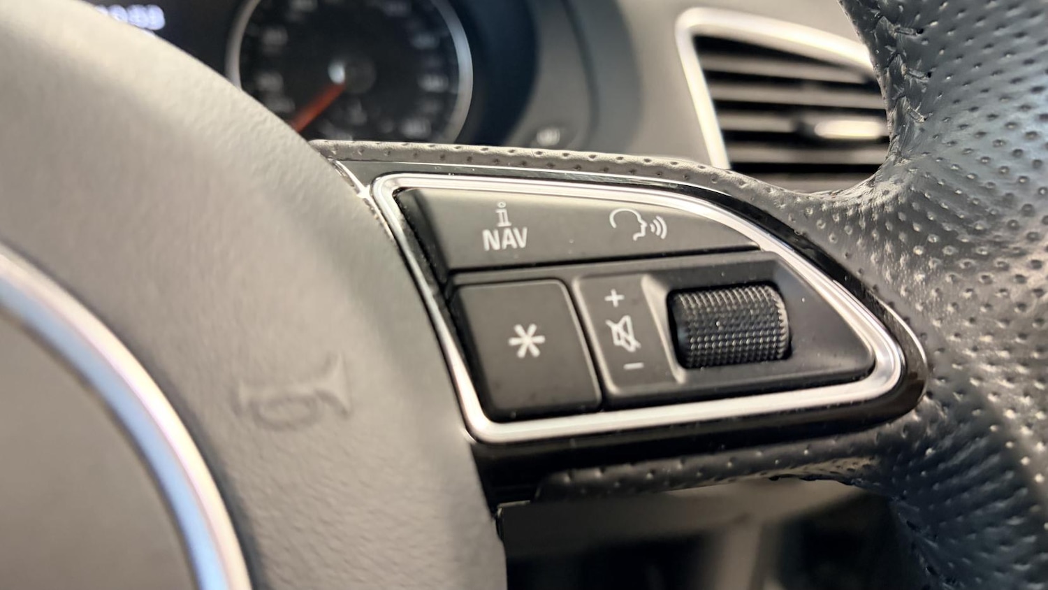 Used Audi Q3 2017 for sale - 77778702: Photo 38