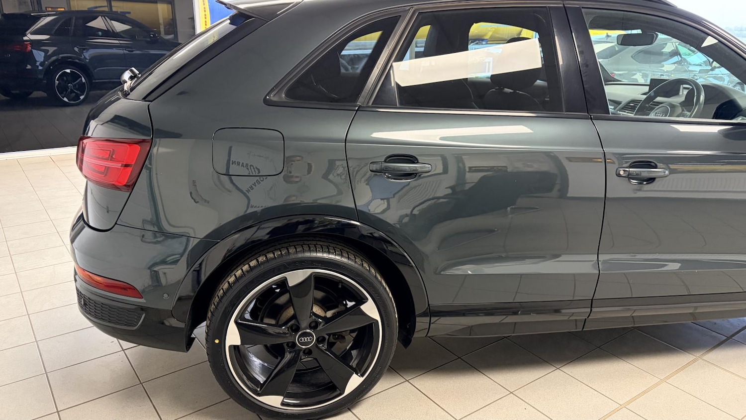 Used Audi Q3 2017 for sale - 77778702: Photo 8