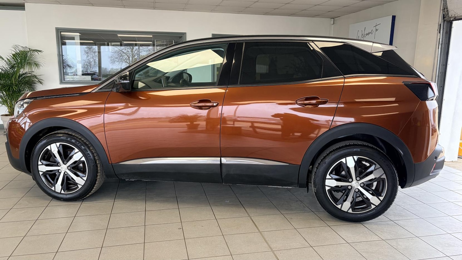 Used Peugeot 3008 2017 for sale - 77988629: Photo 2