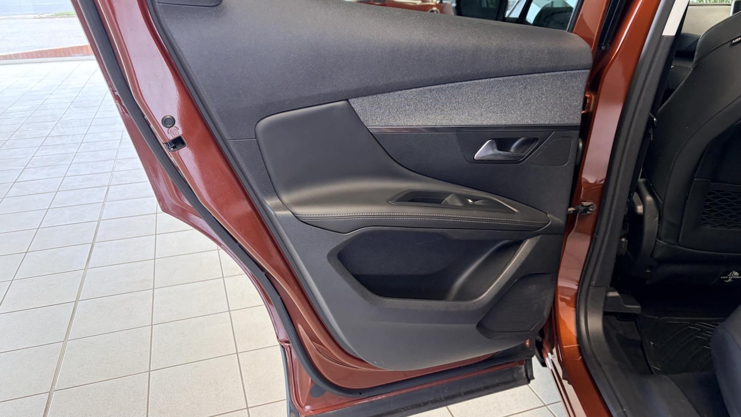 Used Peugeot 3008 2017 for sale - 77988629: Photo 23