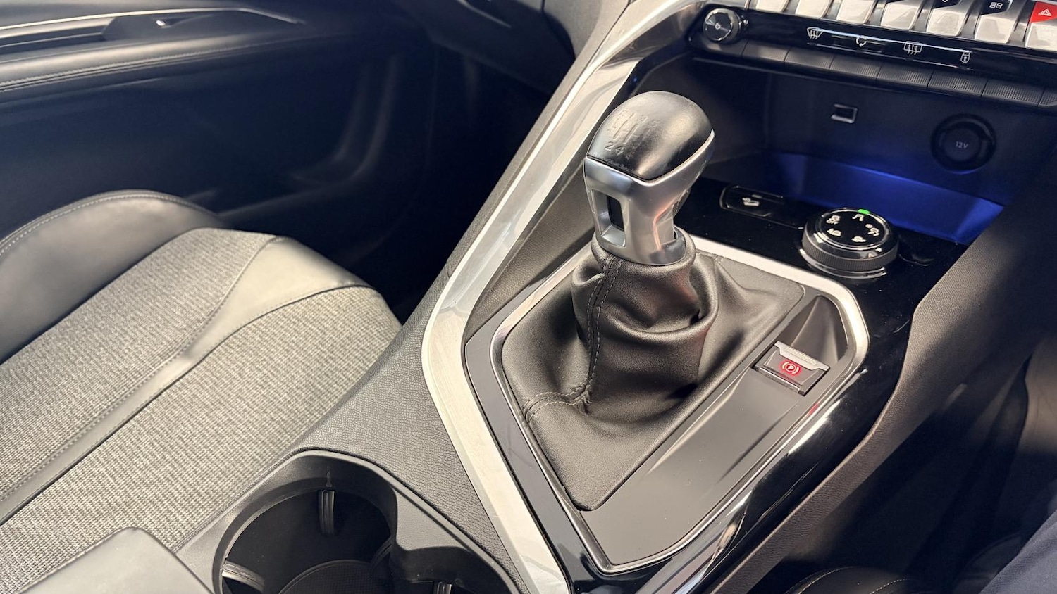 Used Peugeot 3008 2017 for sale - 77988629: Photo 31