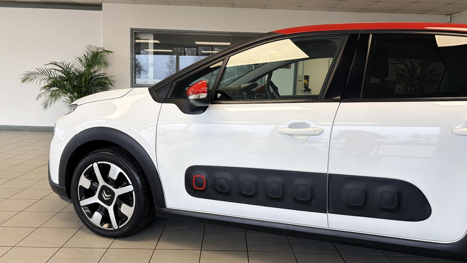 Used Citroen C3 2017 for sale - 77607172: Photo 2