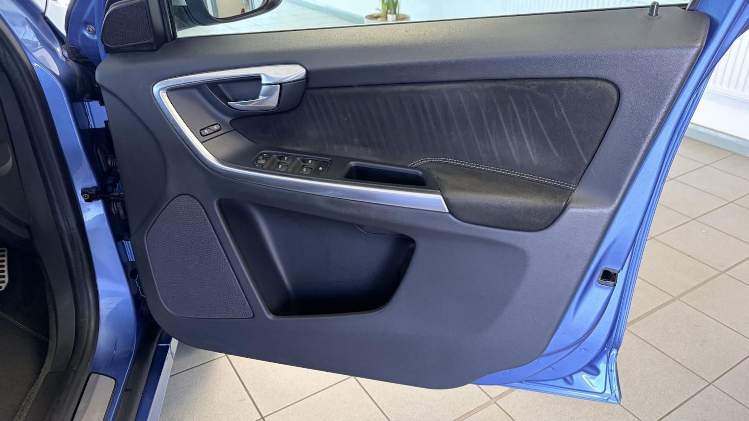 Used Volvo XC60 2017 for sale - 78166438: Photo 17