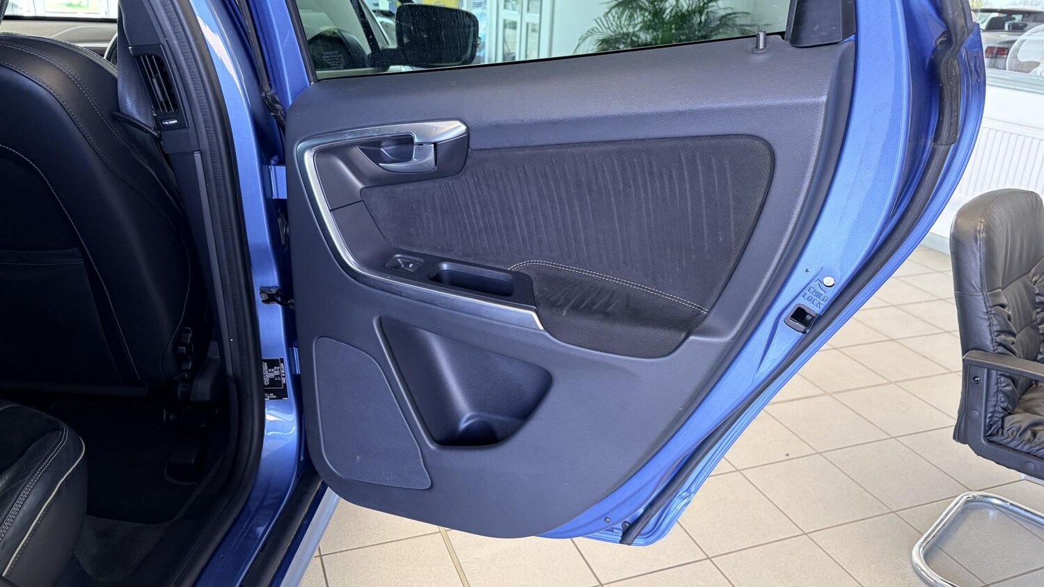 Used Volvo XC60 2017 for sale - 78166438: Photo 20