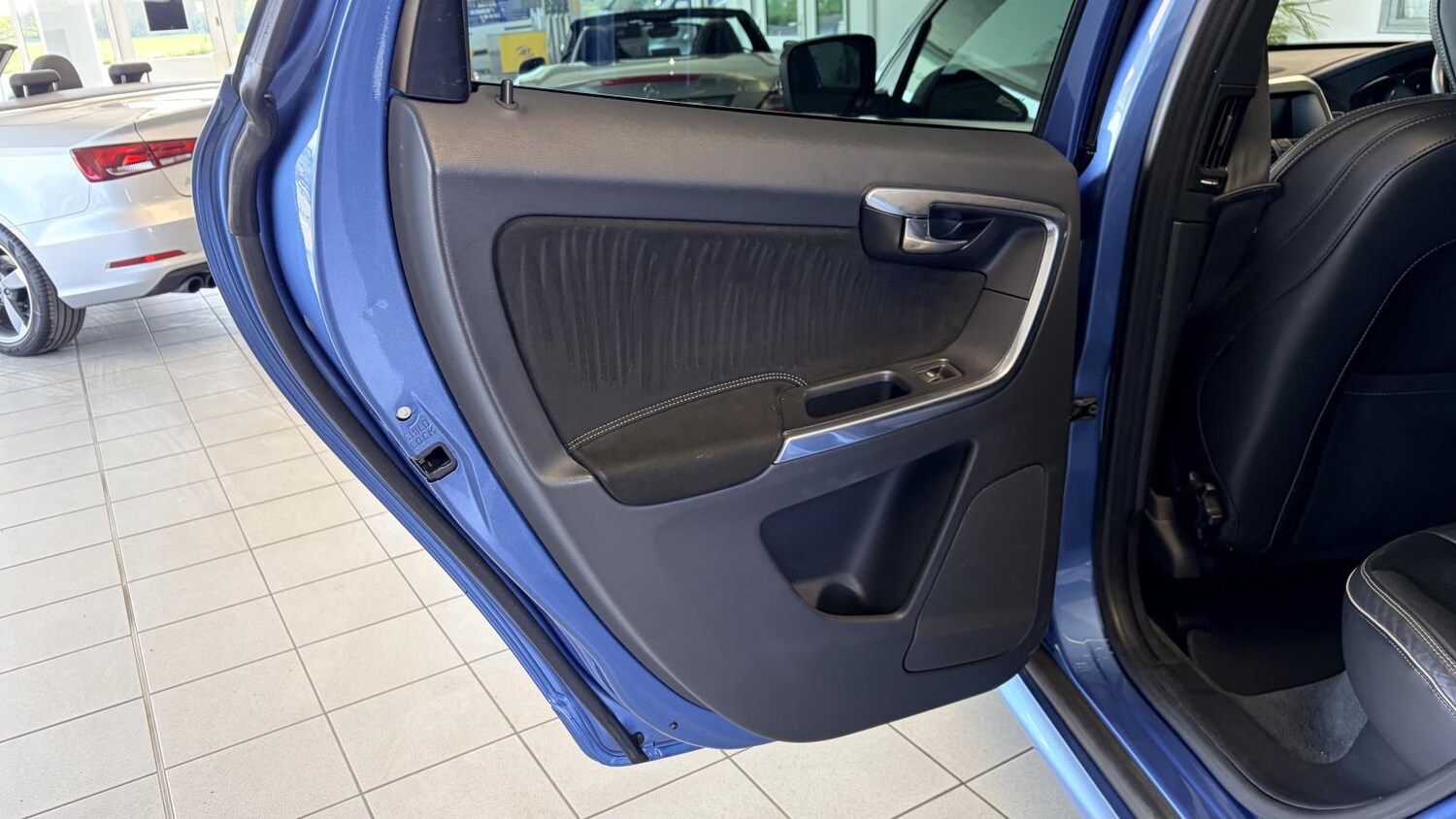 Used Volvo XC60 2017 for sale - 78166438: Photo 24