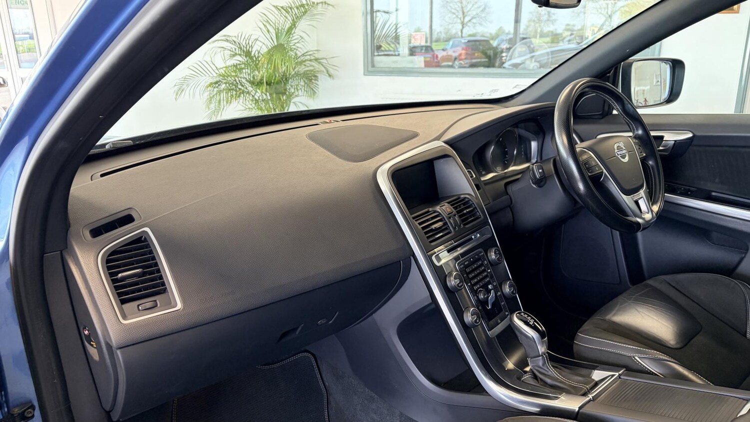 Used Volvo XC60 2017 for sale - 78166438: Photo 27