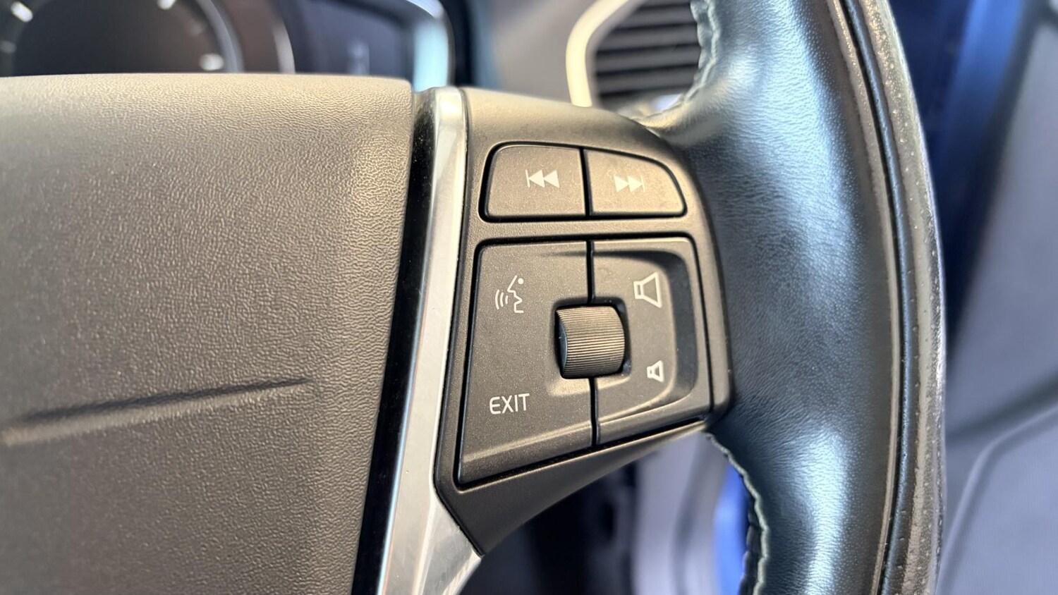 Used Volvo XC60 2017 for sale - 78166438: Photo 31