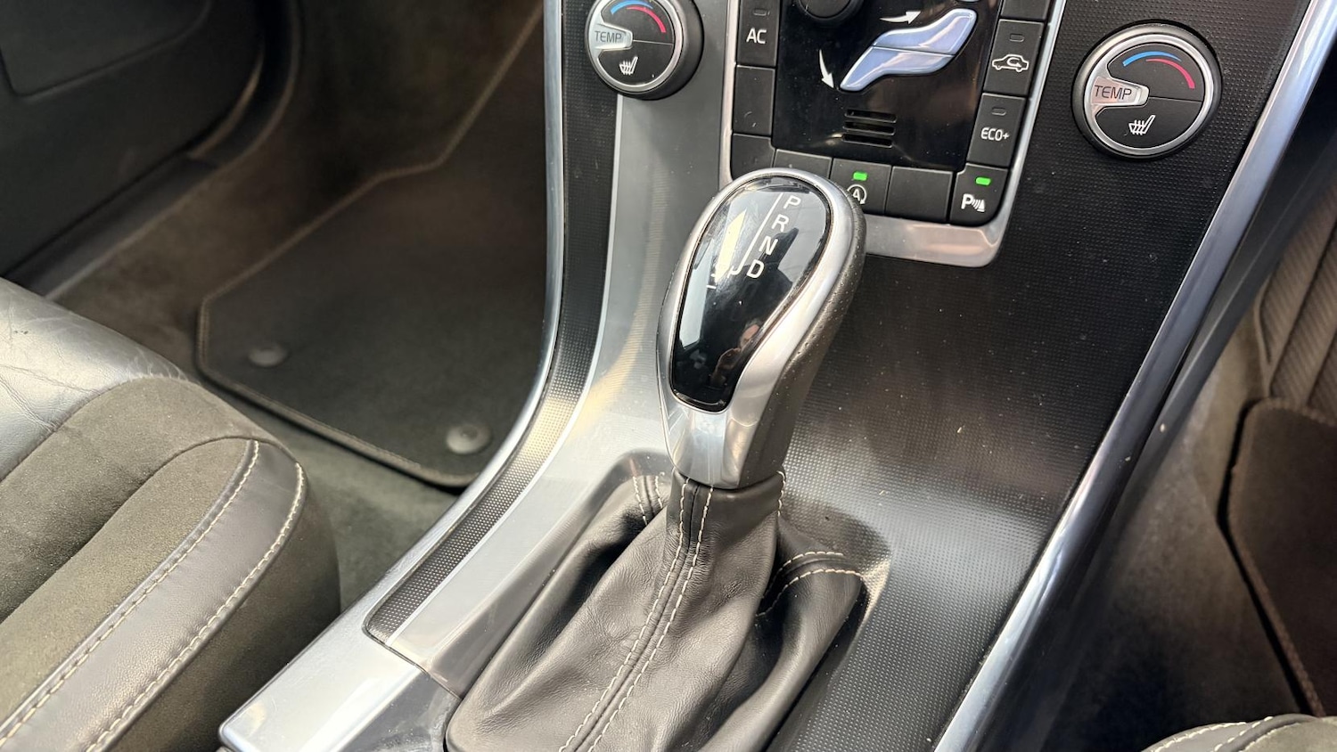 Used Volvo XC60 2017 for sale - 78166438: Photo 33