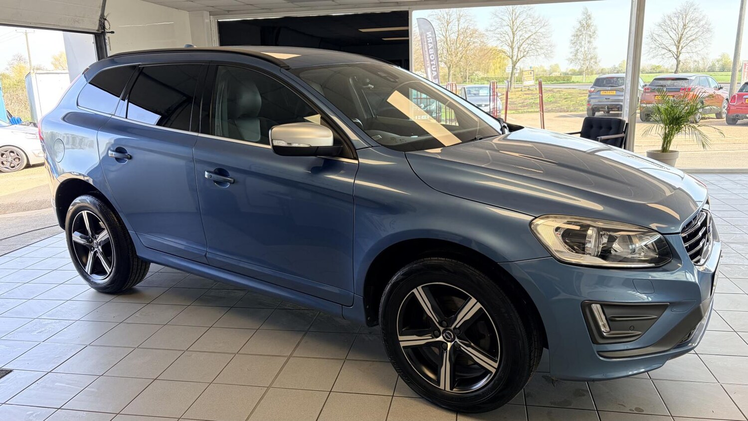 Used Volvo XC60 2017 for sale - 78166438: Photo 9