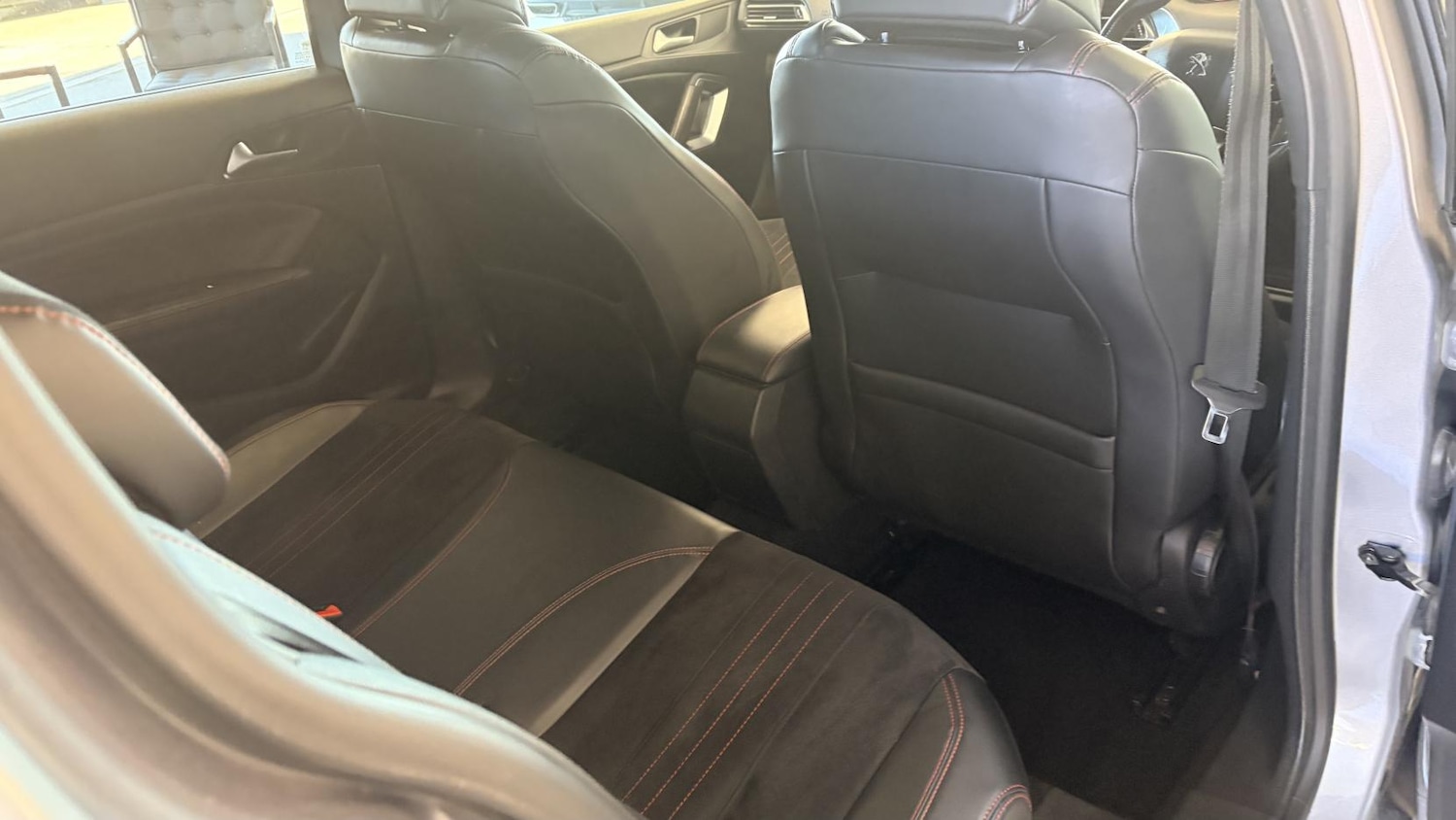 Used Peugeot 308 2015 for sale - 77918174: Photo 19