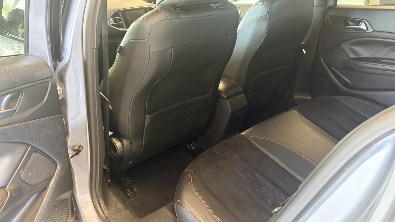 Used Peugeot 308 2015 for sale - 77918174: Photo 23