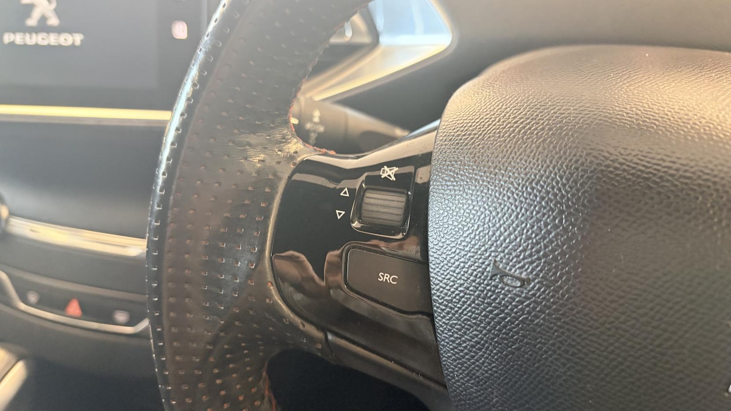 Used Peugeot 308 2015 for sale - 77918174: Photo 31