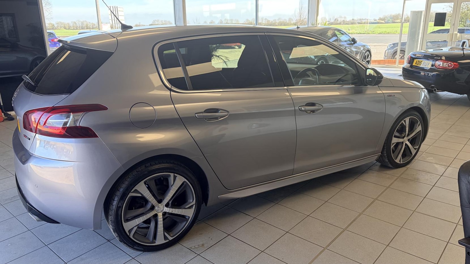 Used Peugeot 308 2015 for sale - 77918174: Photo 7