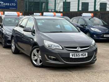 2015 (65) - 1.6i SRi Euro 6 5dr