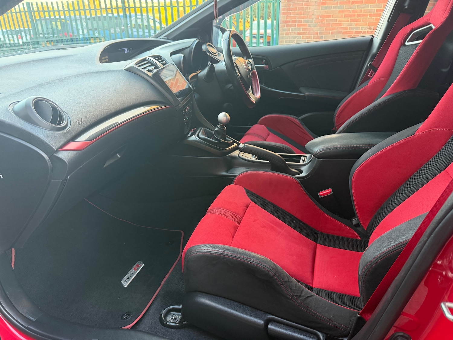 Used Honda Civic 2016 for sale - 76614792: Photo 17