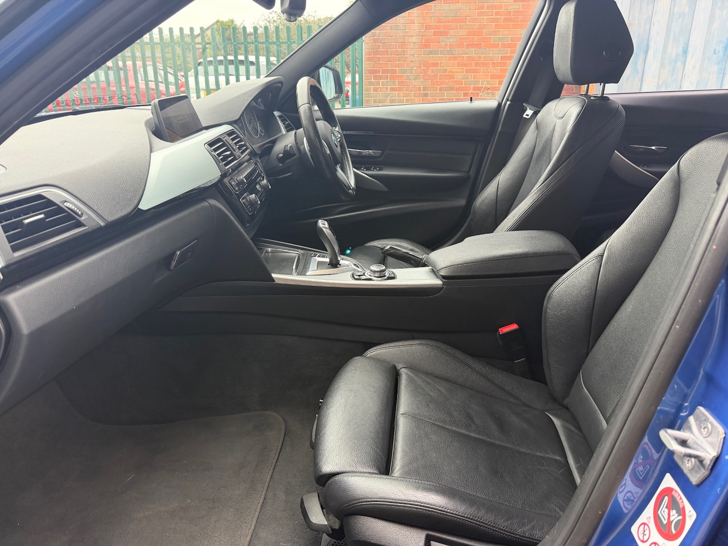 Used BMW 3 Series 2017 for sale - 77063256: Photo 22