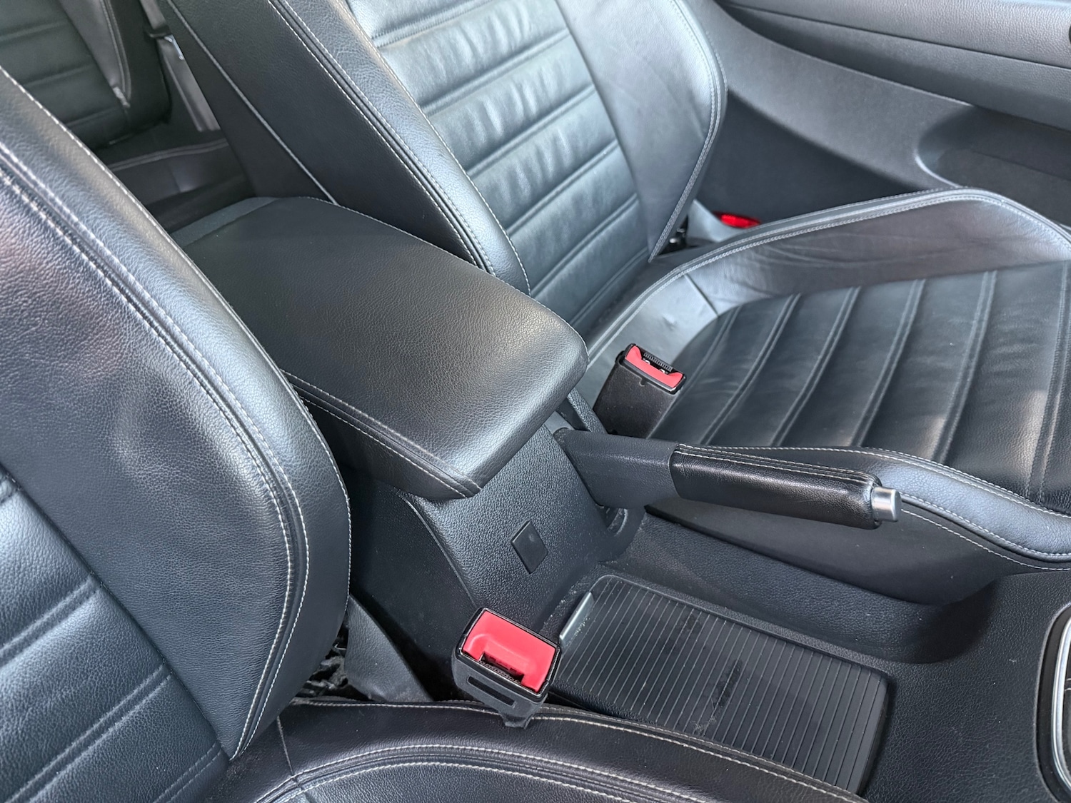 Used Volkswagen Scirocco 2015 for sale - 76855522: Photo 32