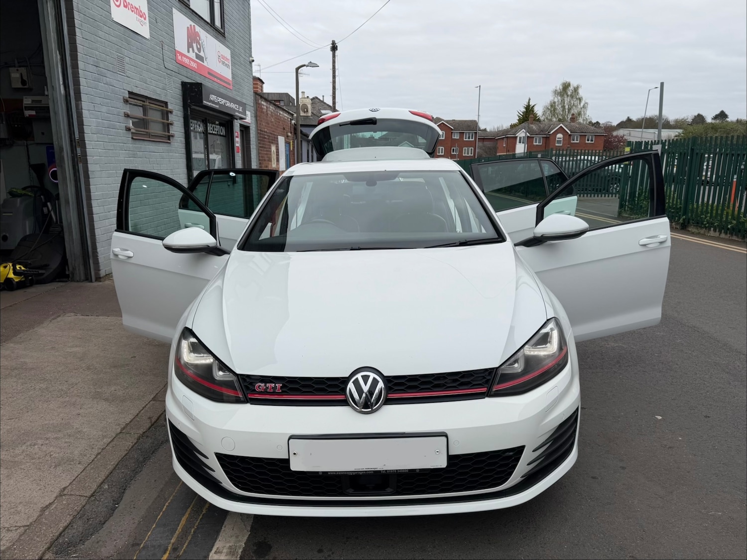 Used Volkswagen Golf 2015 for sale - 78098360: Photo 32