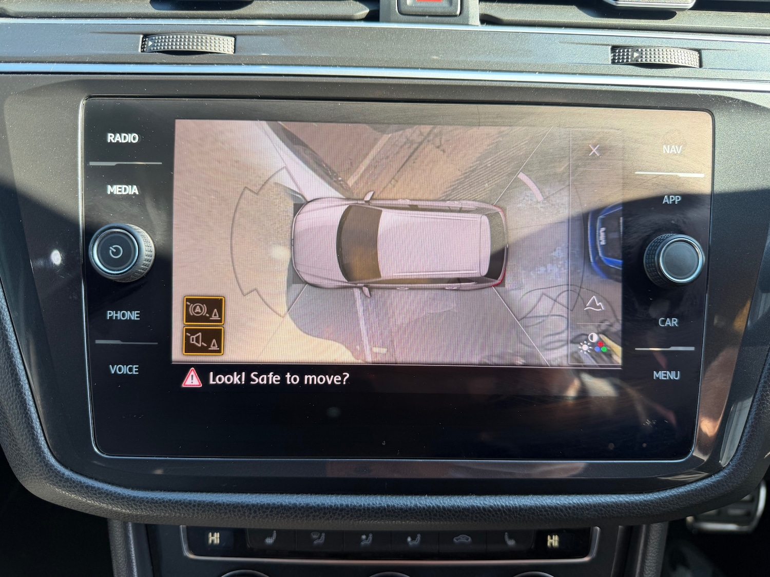 Used Volkswagen Tiguan 2019 for sale - 77946181: Photo 11