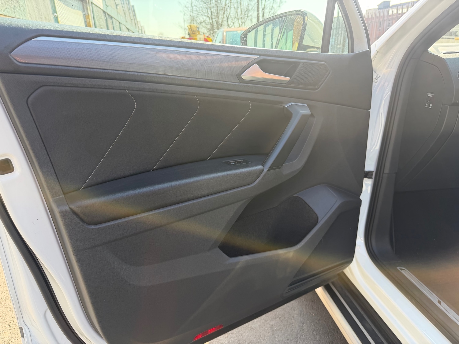 Used Volkswagen Tiguan 2019 for sale - 77946181: Photo 25