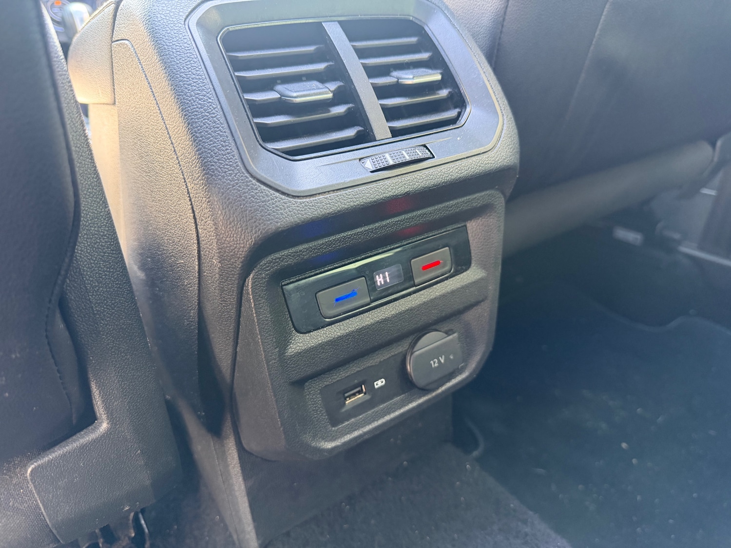 Used Volkswagen Tiguan 2019 for sale - 77946181: Photo 28