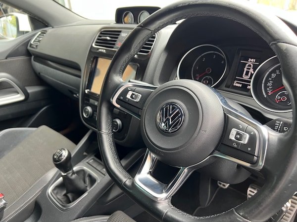 Used Volkswagen Scirocco 2015 for sale - 76143175: Photo 13