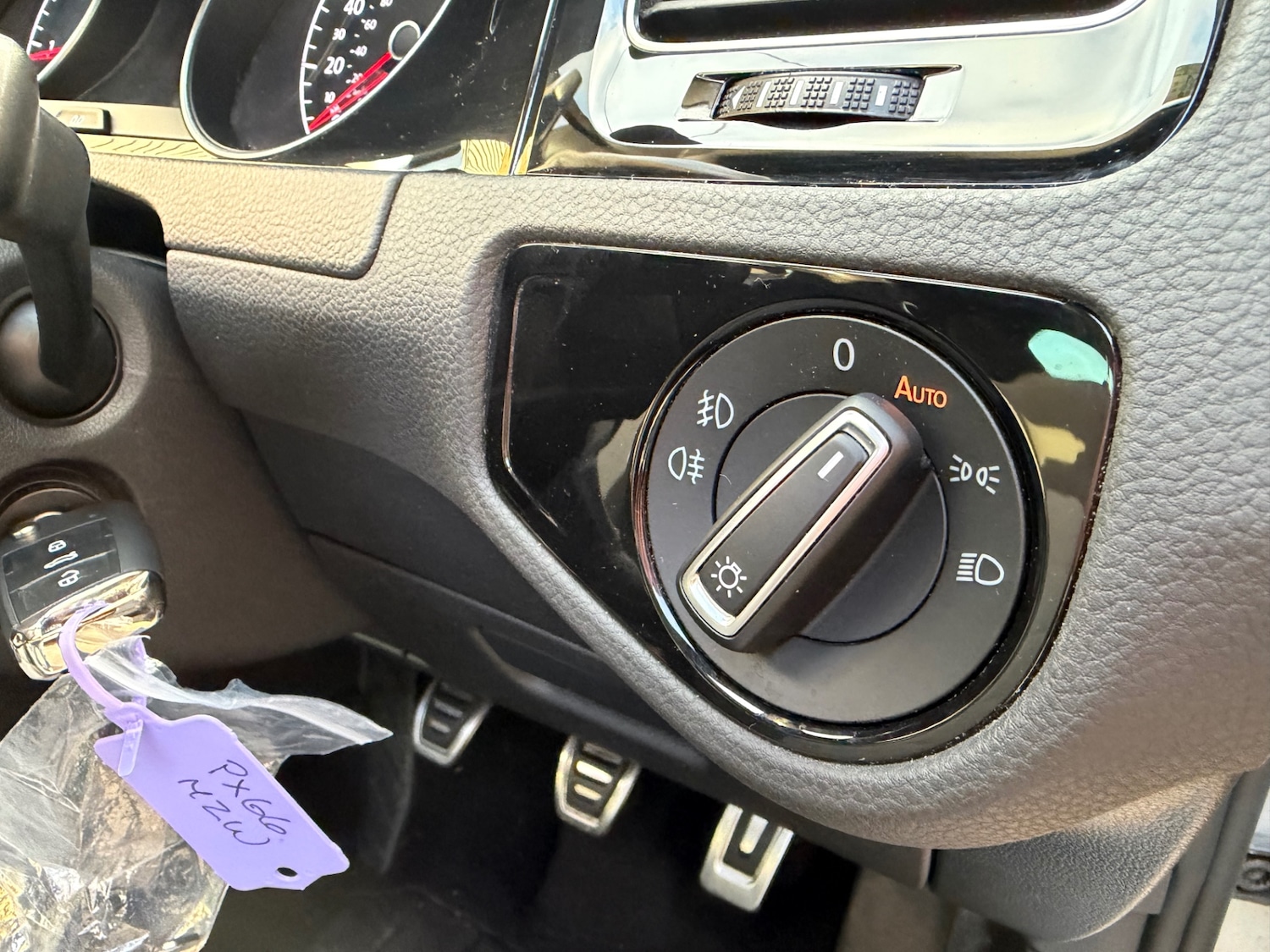 Used Volkswagen Golf 2016 for sale - 76893170: Photo 17